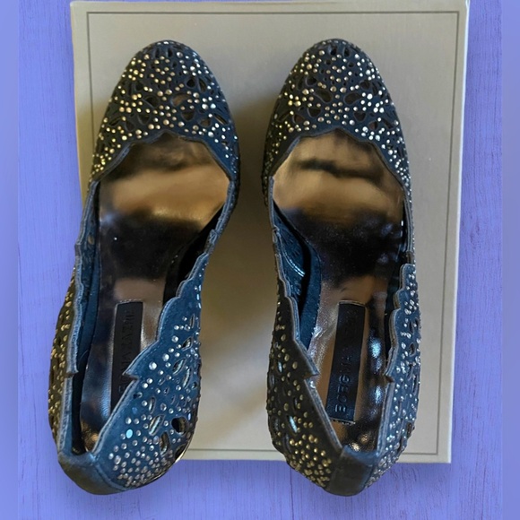 New Never Worn BCBG MAXAZRIA Heel - Peacock - BLK/Royal Blue Suede - Size 6.5 - Picture 5 of 8